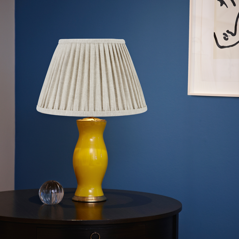 PLEATED LINEN LAMPSHADE IN OATMEAL