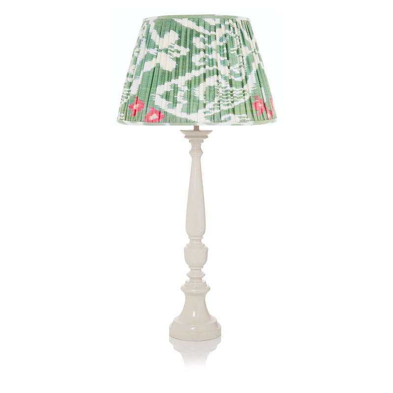 LARGE LACQUERED TABLE LAMPS IN IVORY